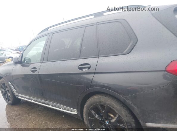 5UXCW2C00M9F27655 2021 BMW X7 Gray 