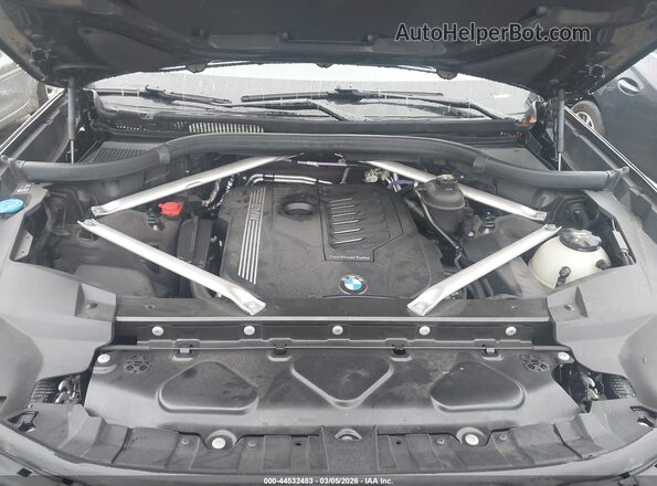 5UXCW2C00M9F27655 2021 BMW X7 Gray Rear view