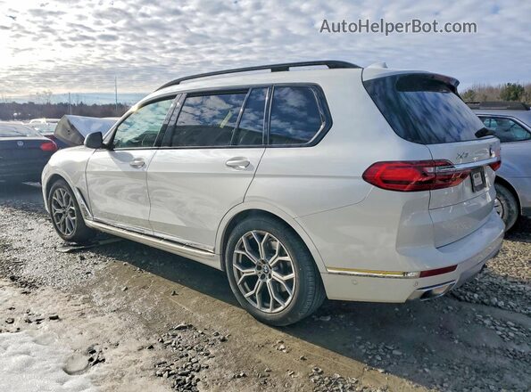 5UXCW2C04M9H15627 2021 BMW X7 White 