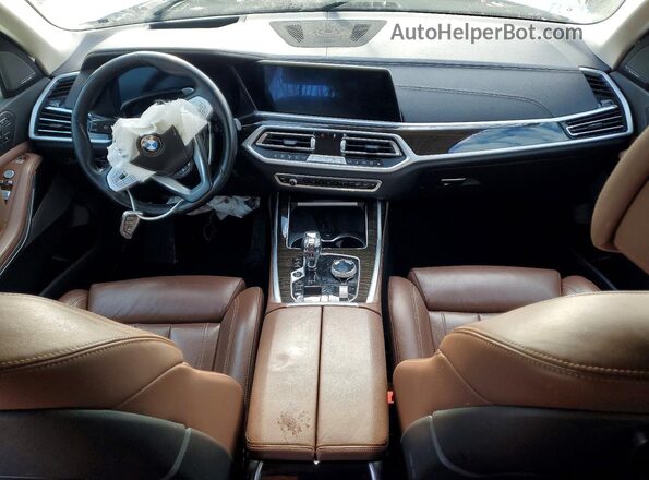 5UXCW2C04M9H15627 2021 BMW X7 White 