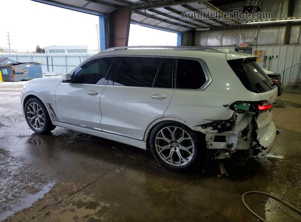 5UXCW2C06M9H07142 2021 BMW X7 White Rear left