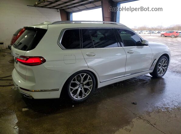 5UXCW2C06M9H07142 2021 BMW X7 White Rear right