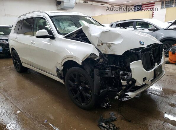 5UXCW2C08N9K75457 2022 BMW X7 White Przód prawy