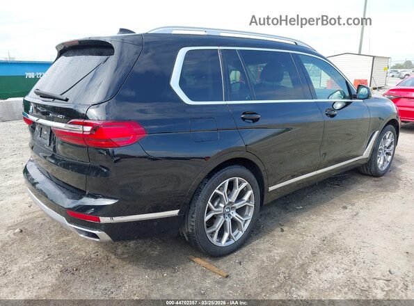 5UXCW2C0XL9B27696 2020 BMW X7 Black Rear right