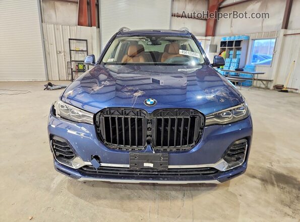 5UXCW2C0XN9L34024 2022 BMW X7 Синий Вид спереди