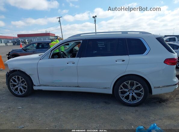 5UXCX4C50KLS36039 2019 BMW X7 White Սալոնի 360 աստիճան տեսք