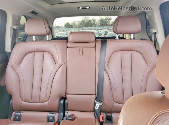 5UXCX4C53KLS38304 2019 BMW X7 Gray უკანა სავარძლების ხედი