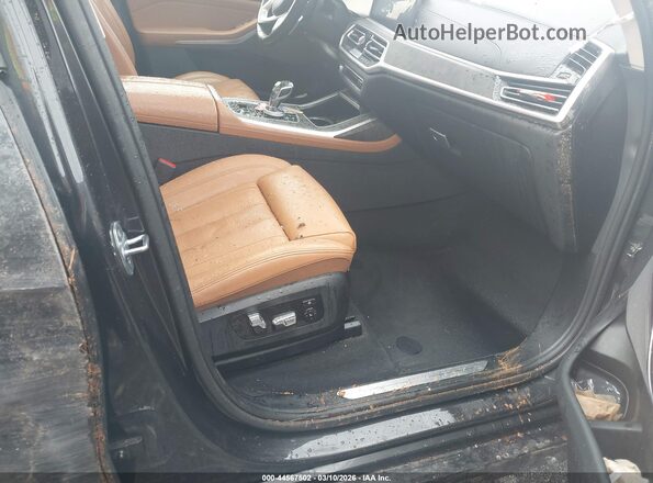 5UXCX4C55KLS39194 2019 BMW X7 Black 