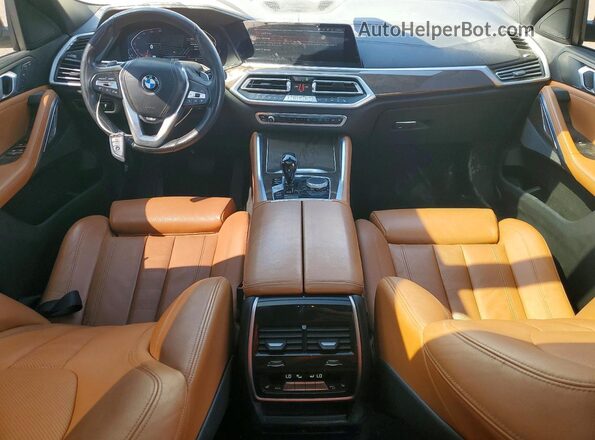 5UXCY6C02N9K28152 2022 BMW X6 Tan Vista del salpicadero
