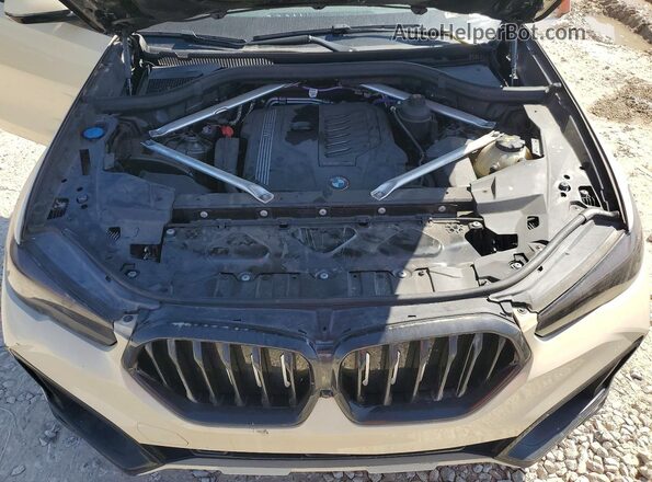 5UXCY6C02N9K28152 2022 BMW X6 Tan Vista del compartimento del motor