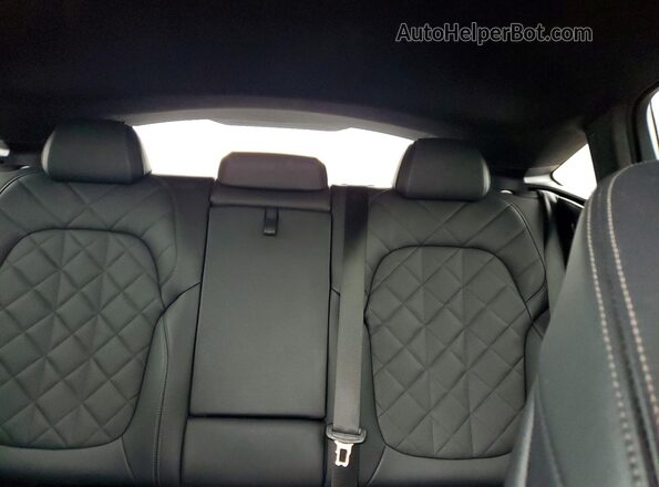 5UXCY6C02P9R45119 2023 BMW X6 Black Widok tylnych siedzeń
