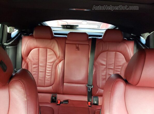 5UXCY6C09N9L19841 2022 BMW X6 White Вид задніх сидінь