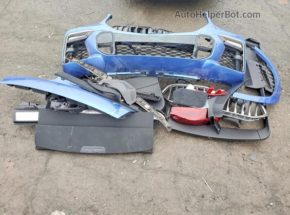 5UXCY8C00L9B21418 2020 BMW X6 Blue Widok naklejki z numerem VIN