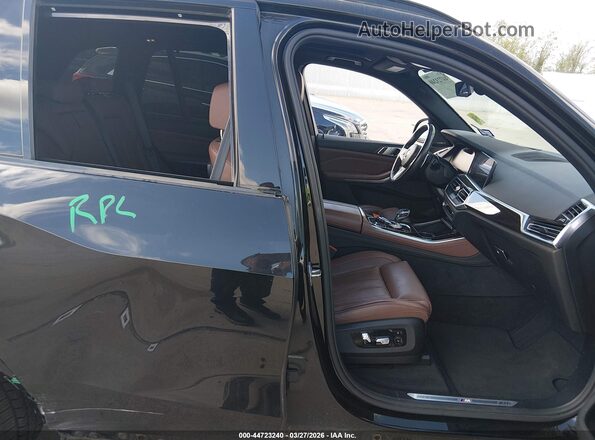 5UXJU2C53KLN66164 2019 BMW X5 Черный Вид салона спереди