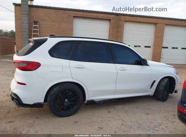 5UXJU2C54KLN67310 2019 BMW X5 White Widok wnętrza z tyłu