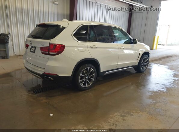 5UXKR0C59J0Y06554 2018 BMW X5 White Trasero derecho