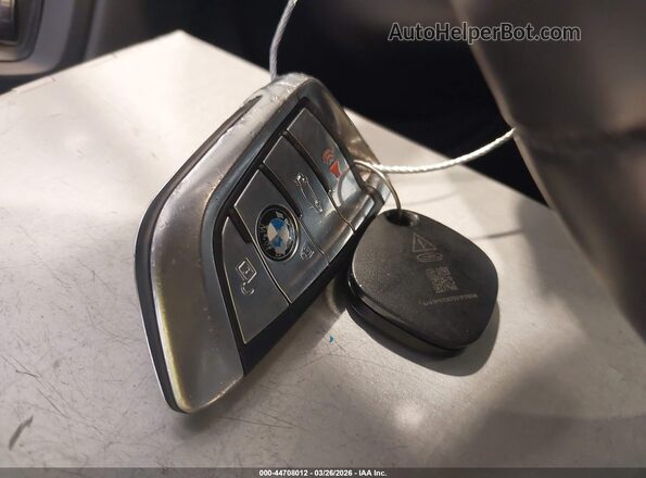 5UXKR0C59J0Y06554 2018 BMW X5 White Vista del salpicadero