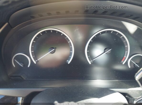 5UXKR2C58J0X09132 2018 BMW X5 Белый 