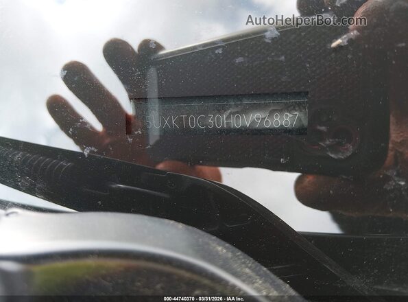 5UXKT0C30H0V96887 2017 BMW X5 Black Engine compartment view