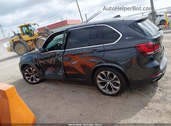 5UXKT0C30H0V96887 2017 BMW X5 Black Rear interior view
