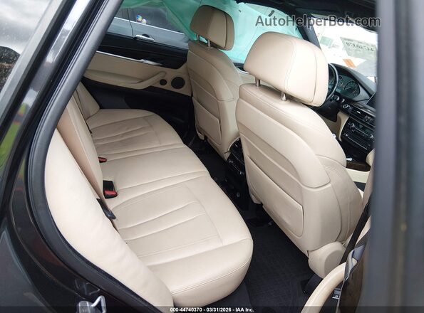 5UXKT0C30H0V96887 2017 BMW X5 Black VIN sticker view