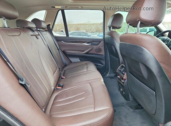 5UXKT0C54G0S76889 2016 BMW X5 Black Вид задньої частини салону