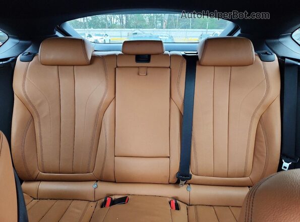 5UXKU0C35H0G69378 2017 BMW X6 Белый Вид задних сидений