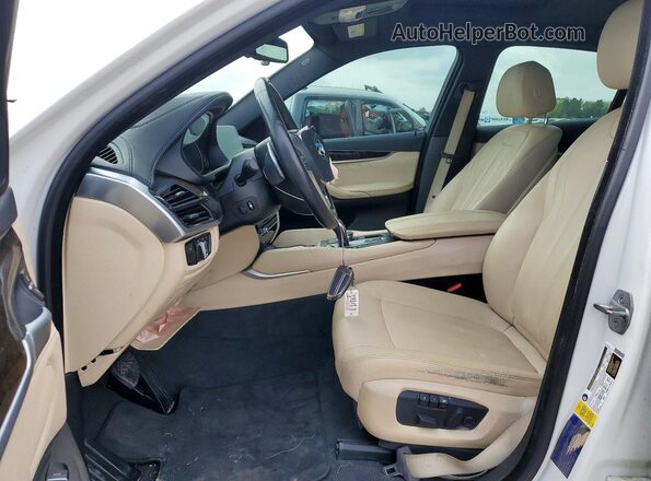 5UXKU0C52K0S97665 2019 BMW X6 White წინა სალონის ხედი