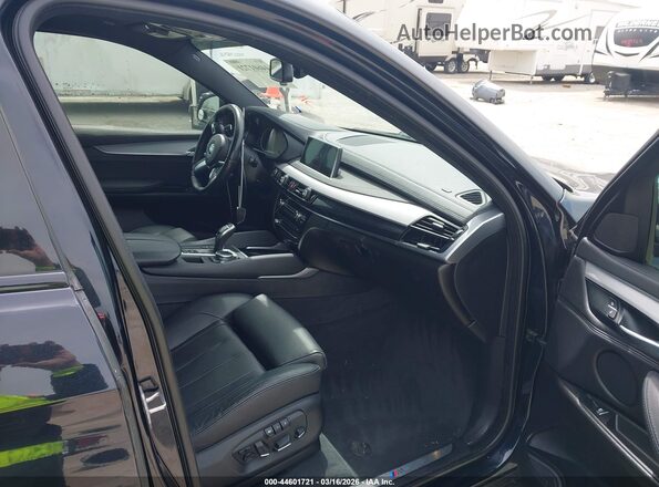 5UXKU0C58G0F93185 2016 BMW X6 Black Front interior view