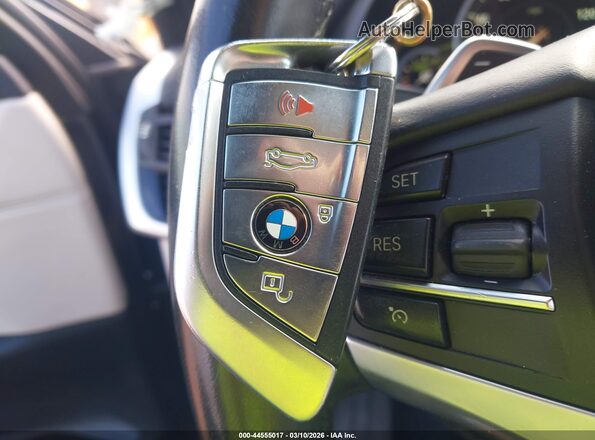 5UXKU2C56H0N85189 2017 BMW X6 Gray Առջևի վահանակի տեսք