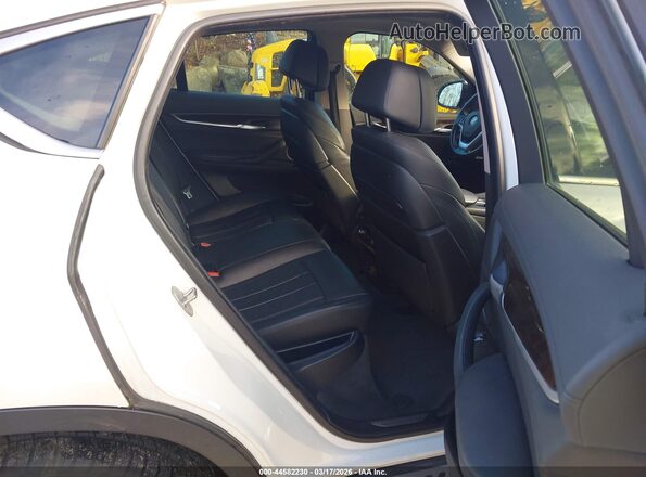 5UXKU2C57G0N79142 2016 BMW X6 White Widok naklejki z numerem VIN