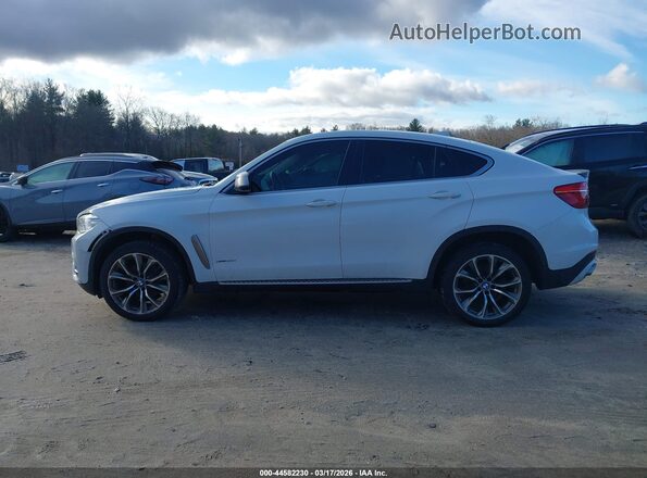 5UXKU2C57G0N79142 2016 BMW X6 White Widok wnętrza 360 stopni