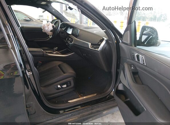 5UXTA6C01M9F73582 2021 BMW X5 Black წინა სალონის ხედი