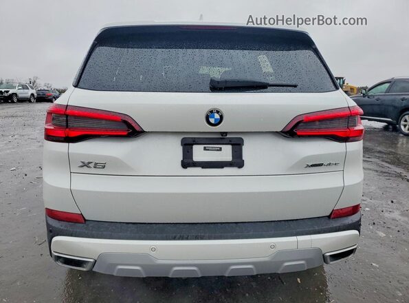 5UXTA6C03M9D45146 2021 BMW X5 White Widok z tyłu