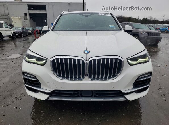 5UXTA6C03M9D45146 2021 BMW X5 White Widok z przodu
