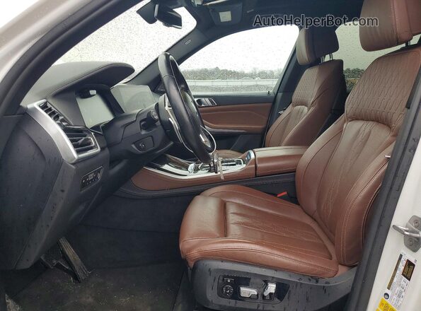 5UXTA6C03M9D45146 2021 BMW X5 White Widok wnętrza z przodu