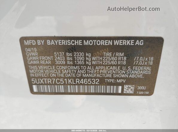 5UXTR7C51KLR46532 2019 BMW X3 White Vista del compartimento del motor