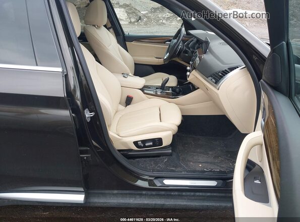 5UXTR9C51JLD60359 2018 BMW X3 Brown Widok wnętrza z przodu