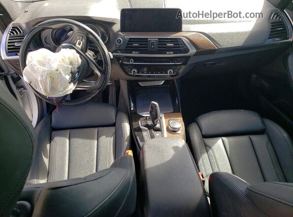 5UXTR9C55KLD93530 2019 BMW X3 White Dashboard view
