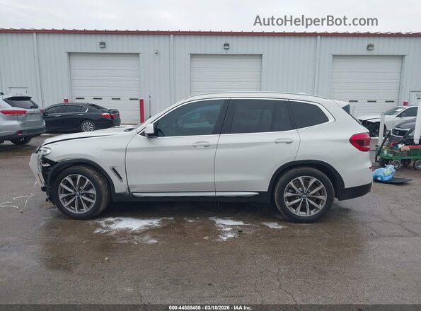 5UXTR9C58KLE18338 2019 BMW X3 White 