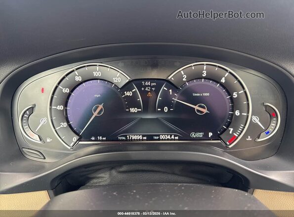 5UXTR9C59JLC75432 2018 BMW X3 Green Vista de los asientos traseros