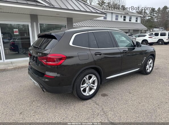 5UXTR9C59JLC75432 2018 BMW X3 Green Trasero derecho