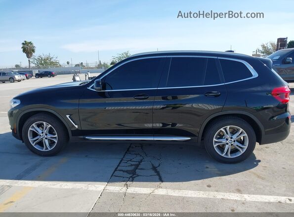 5UXTY3C05M9G56376 2021 BMW X3 Black Widok wnętrza 360 stopni