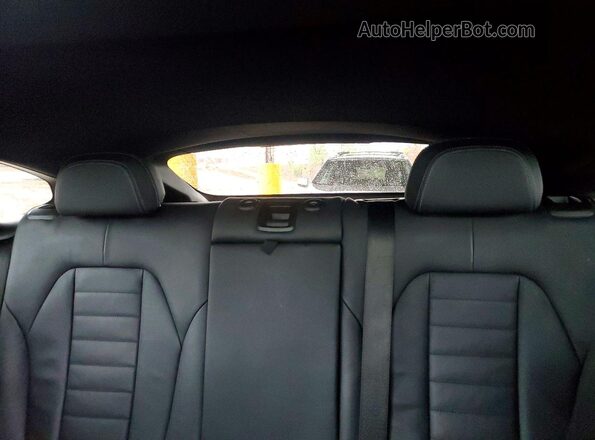 5UXUJ3C51KLG57013 2019 BMW X4 White Вид задніх сидінь