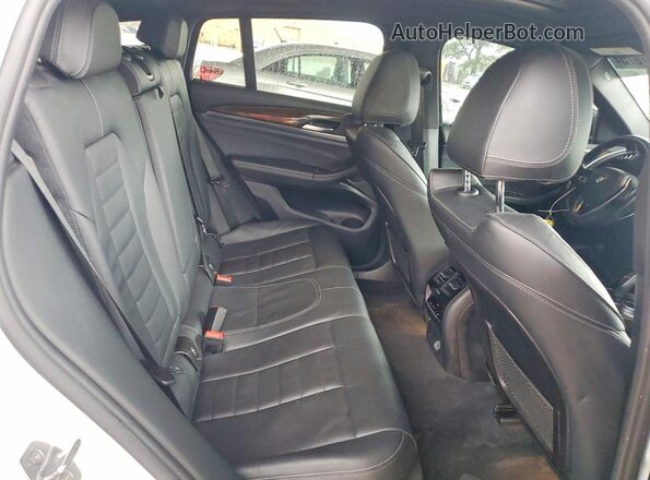 5UXUJ3C51KLG57013 2019 BMW X4 White Вид задньої частини салону