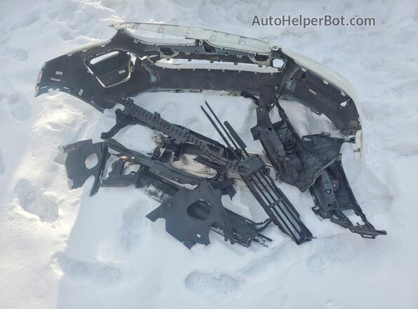 5UXUJ3C57KLG53483 2019 BMW X4 Белый Вид подкапотного пространства