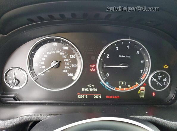 5UXWX7C57H0U39969 2017 BMW X3 Gray Instrument cluster view