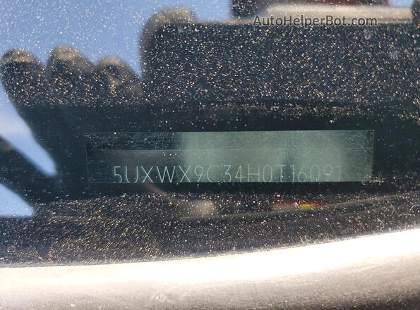 5UXWX9C34H0T16091 2017 BMW X3 Black Вид підкапотного простору