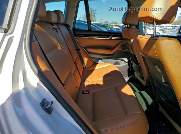 5UXWX9C52H0T13689 2017 BMW X3 White Rear seats view