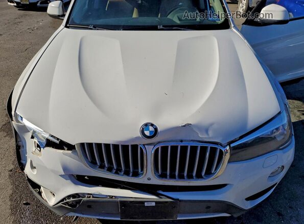 5UXWX9C52H0T13689 2017 BMW X3 White Rear interior view